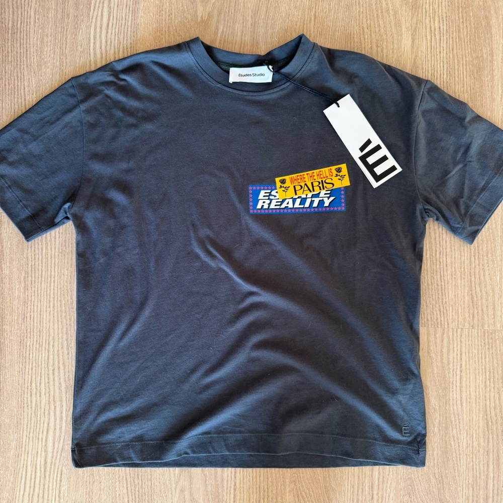 Etudes Studio Black Short-Sleeve 'Paris Reality' Graphic Tee